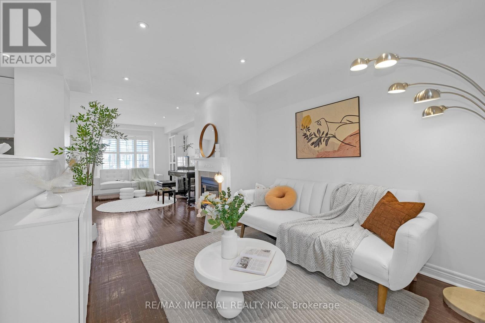 393 Bur Oak Avenue, Markham, Ontario  L6C 2T8 - Photo 12 - N12989420