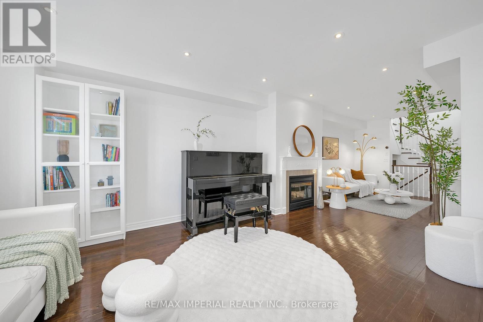 393 Bur Oak Avenue, Markham, Ontario  L6C 2T8 - Photo 17 - N12989420