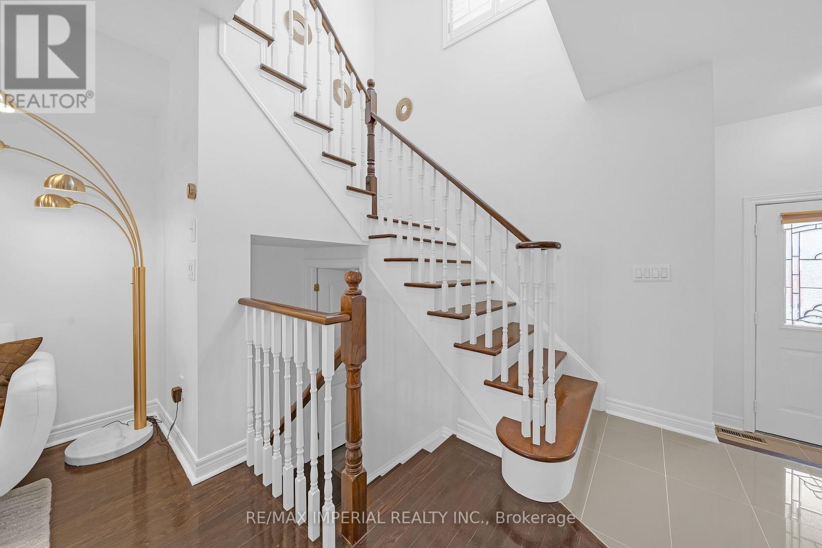 393 Bur Oak Avenue, Markham, Ontario  L6C 2T8 - Photo 22 - N12989420