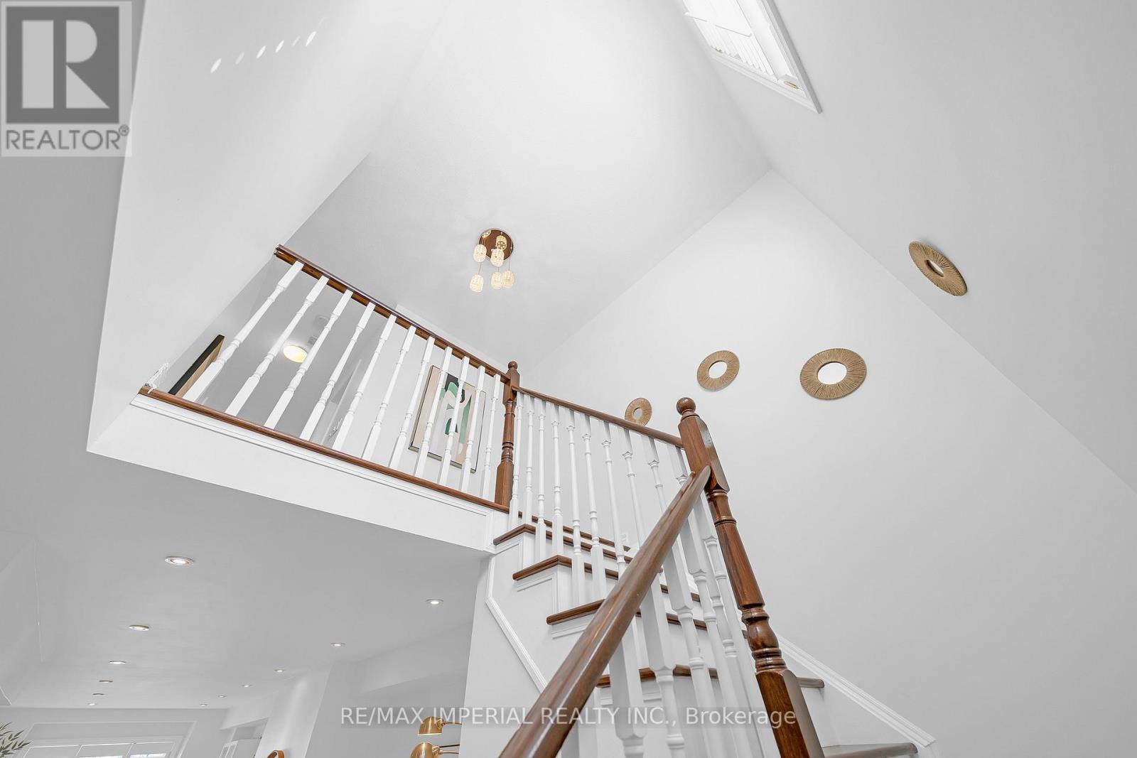 393 Bur Oak Avenue, Markham, Ontario  L6C 2T8 - Photo 24 - N12989420