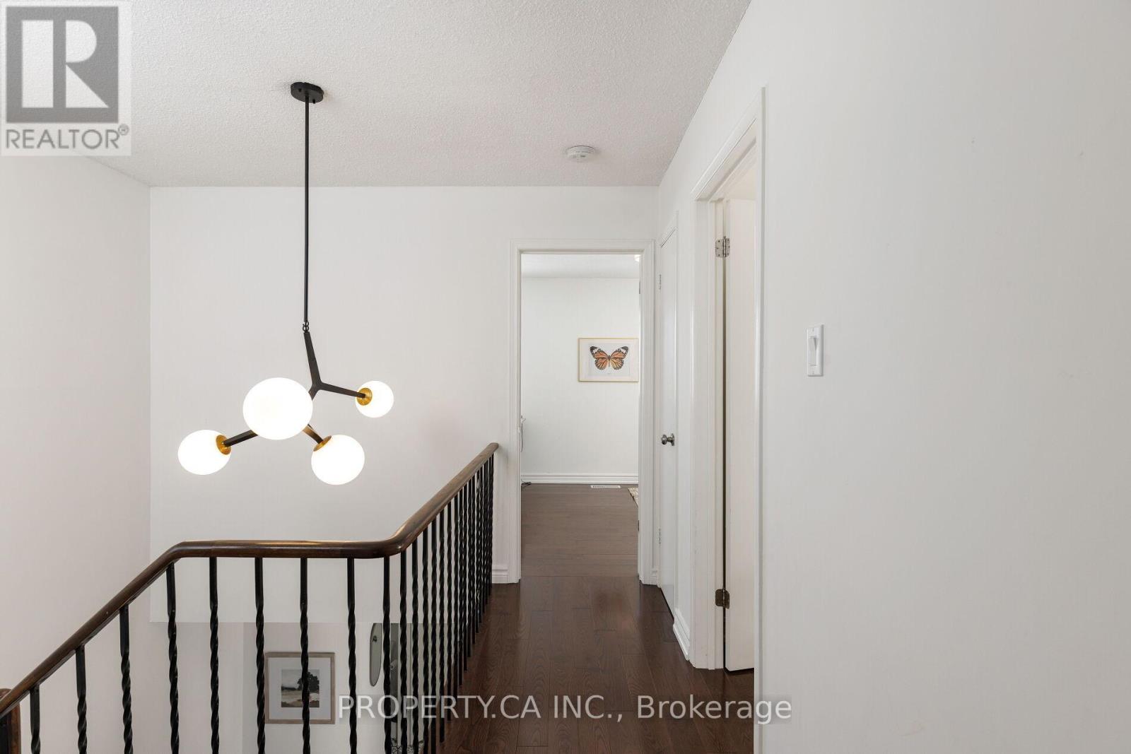 42 Cog Hill Drive, Vaughan, Ontario  L4K 1M7 - Photo 15 - N12989432