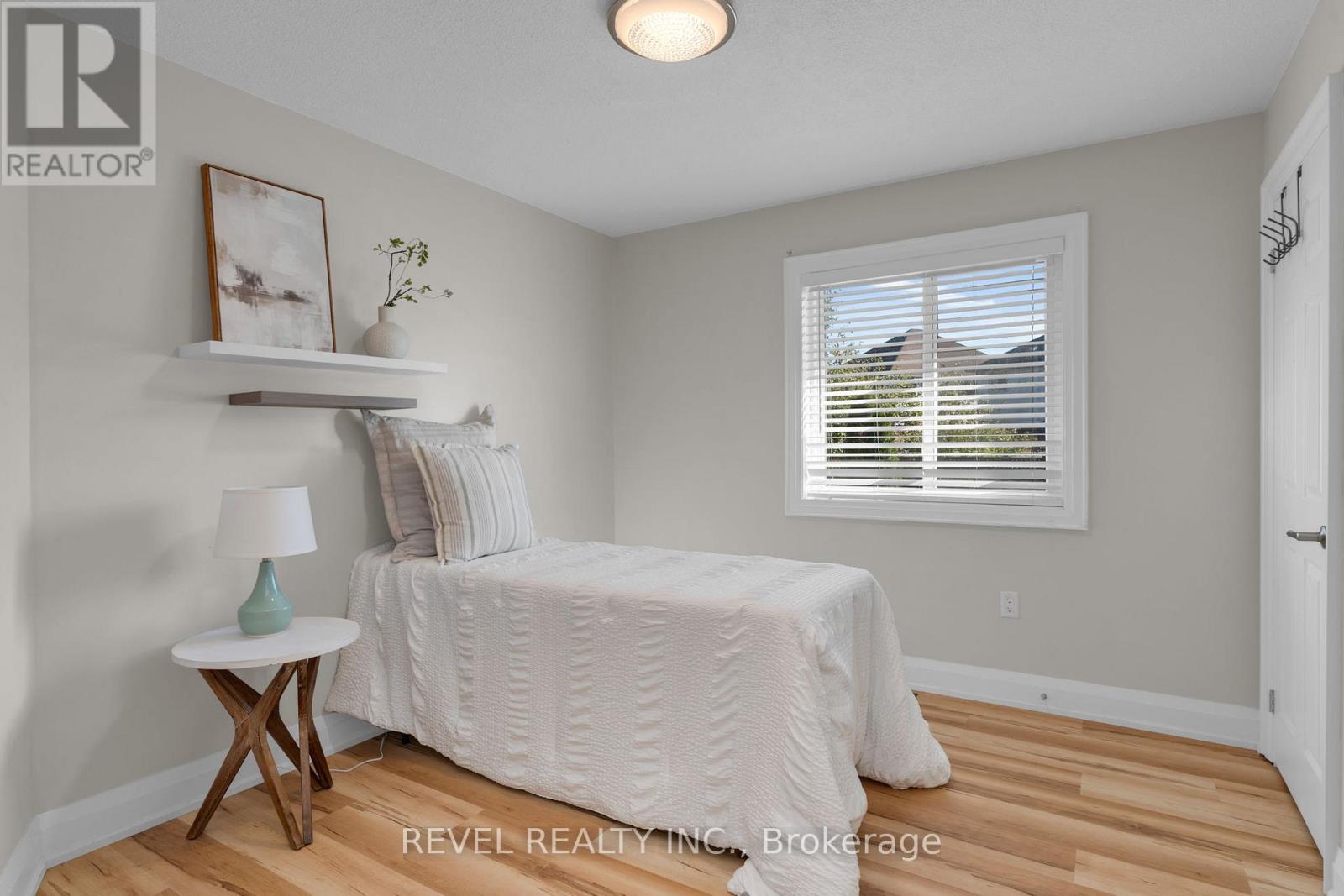 77 Marsellus Drive, Barrie (Holly), Ontario  L4N 8R6 - Photo 12 - S12989418