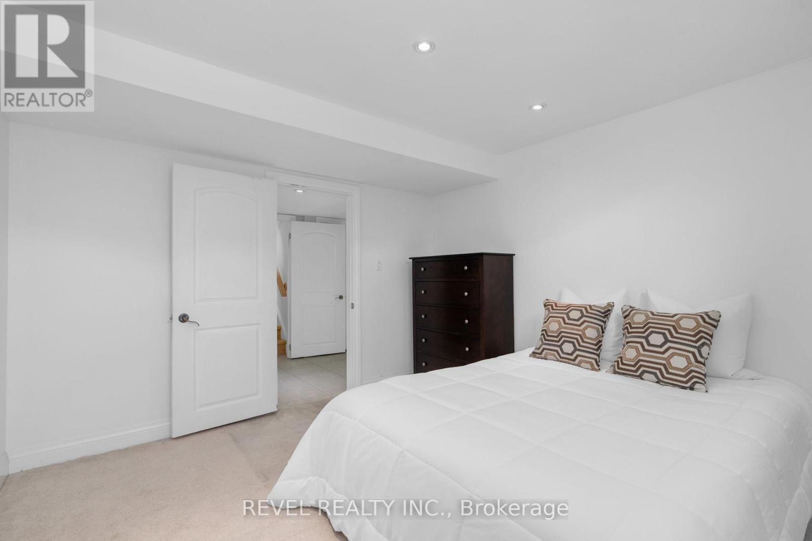 77 Marsellus Drive, Barrie (Holly), Ontario  L4N 8R6 - Photo 25 - S12989418