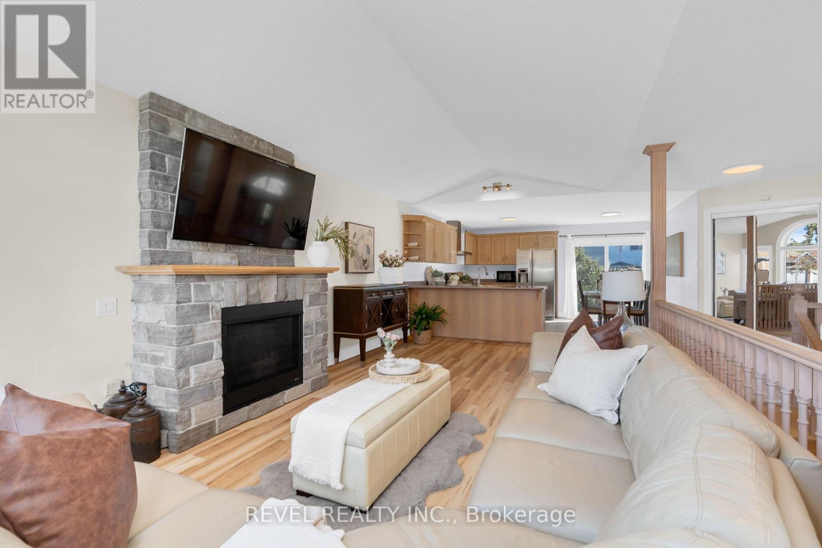 77 Marsellus Drive, Barrie (Holly), Ontario  L4N 8R6 - Photo 6 - S12989418