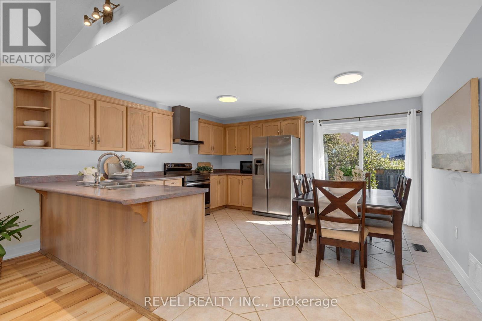 77 Marsellus Drive, Barrie (Holly), Ontario  L4N 8R6 - Photo 8 - S12989418