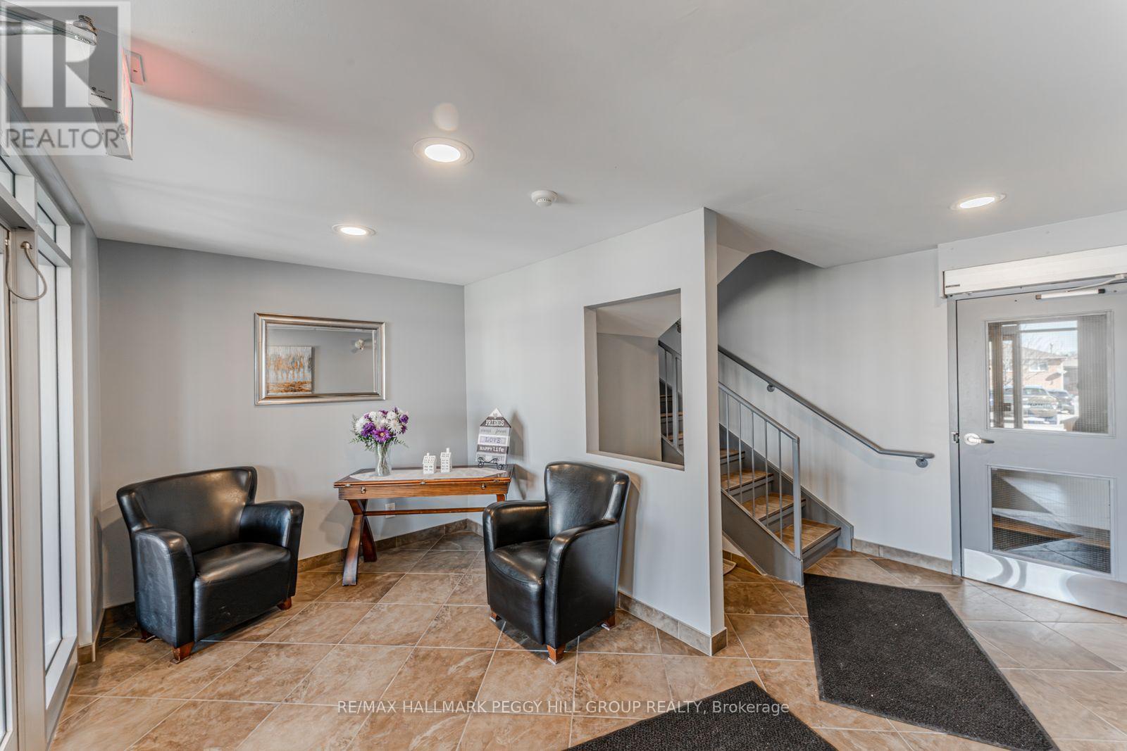 310 - 500 Mapleview Drive W, Barrie (Holly), Ontario  L4N 6C3 - Photo 9 - S12989448