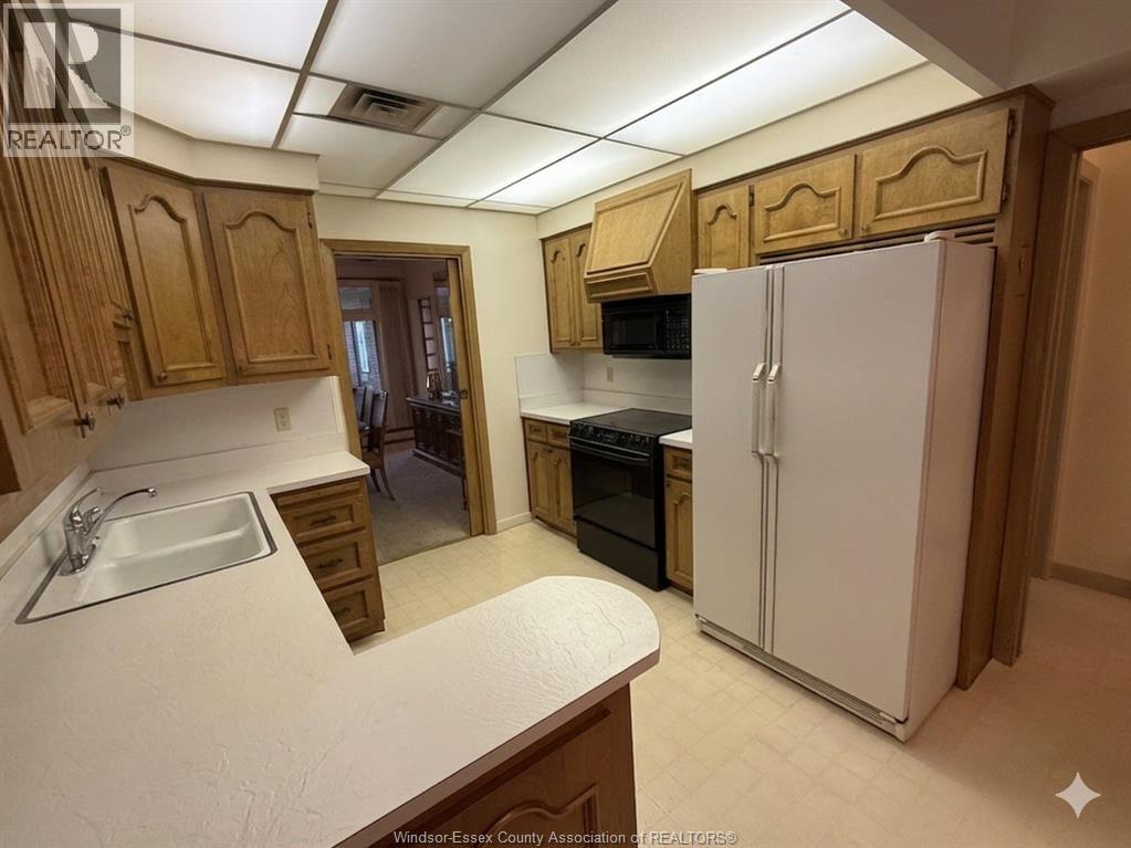 4470 Riverside Drive, Windsor, Ontario  N8Y 1B8 - Photo 11 - 26007864