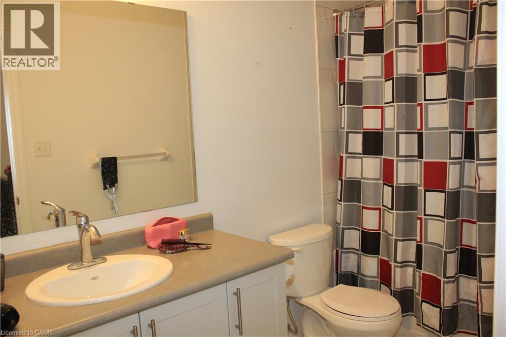 135 Hardcastle Drive Unit# 18, Cambridge, Ontario  N1S 0B6 - Photo 14 - 40820042