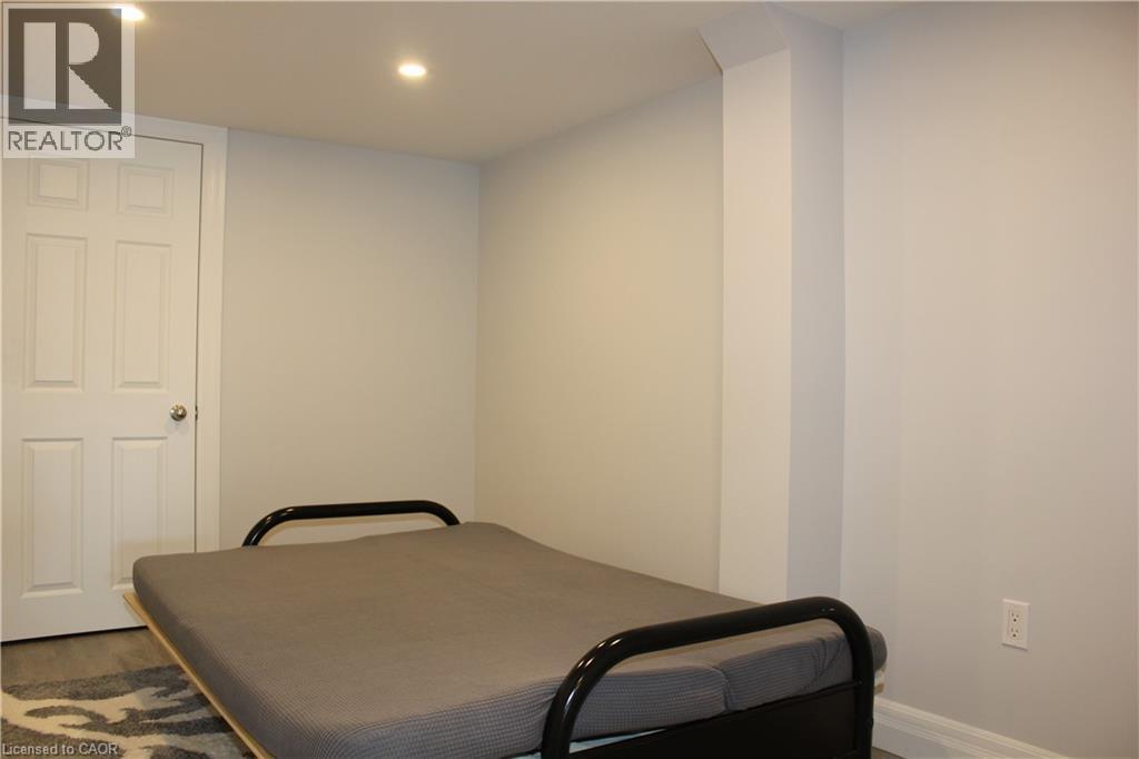 135 Hardcastle Drive Unit# 18, Cambridge, Ontario  N1S 0B6 - Photo 18 - 40820042