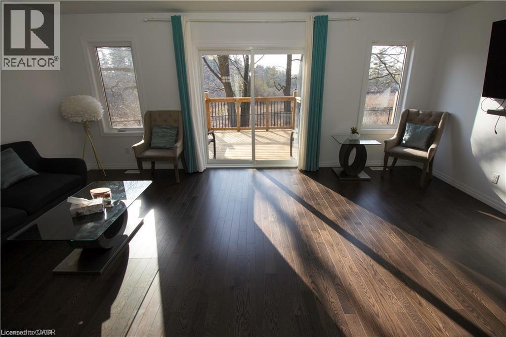 135 Hardcastle Drive Unit# 18, Cambridge, Ontario  N1S 0B6 - Photo 5 - 40820042