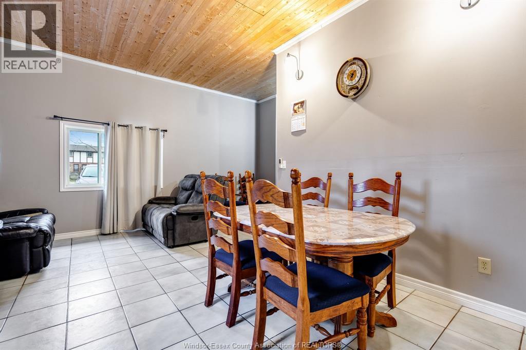 402 Oak Street East, Leamington, Ontario  N8H 4V4 - Photo 7 - 26007891