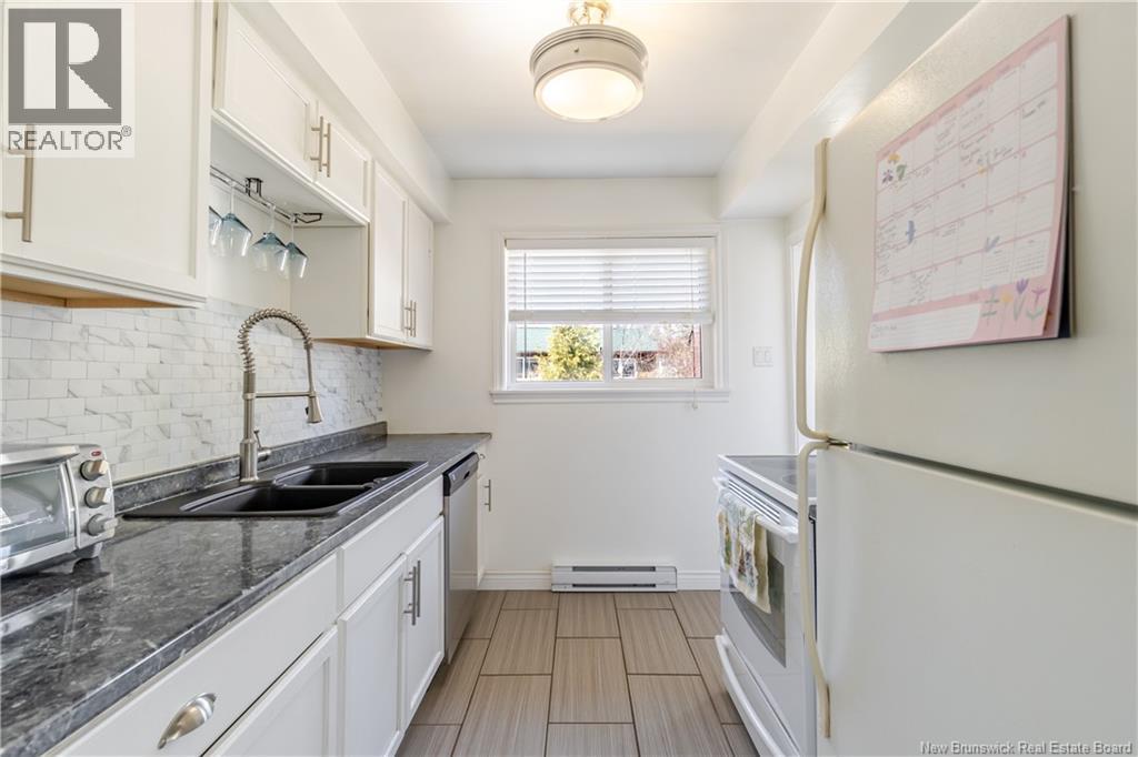 10 Collett Court, Fredericton, New Brunswick  E3A 4G2 - Photo 7 - NB136692