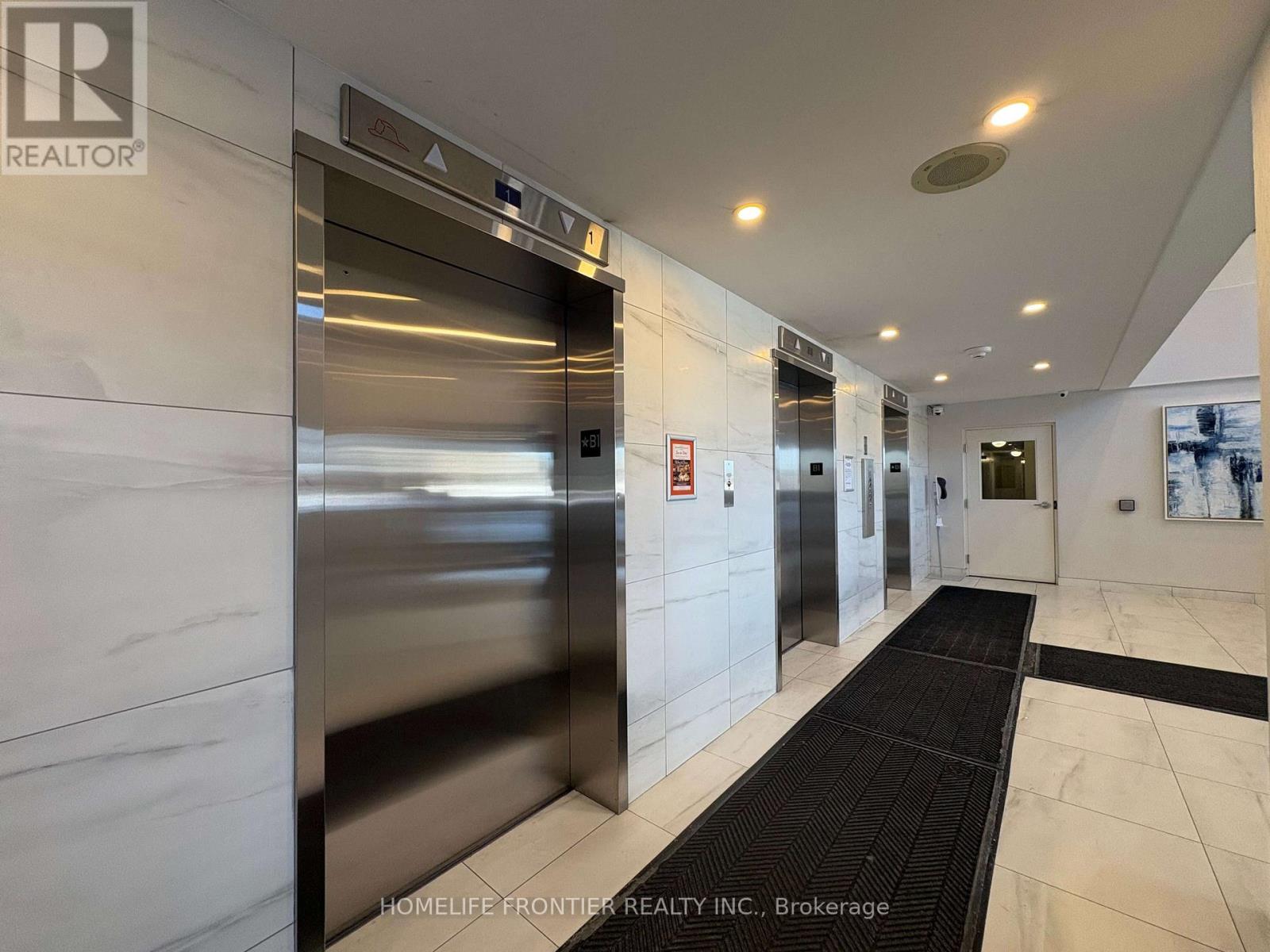 1906 - 1580 Mississauga Vly Boulevard, Mississauga, Ontario  L5A 3T8 - Photo 4 - W12989392