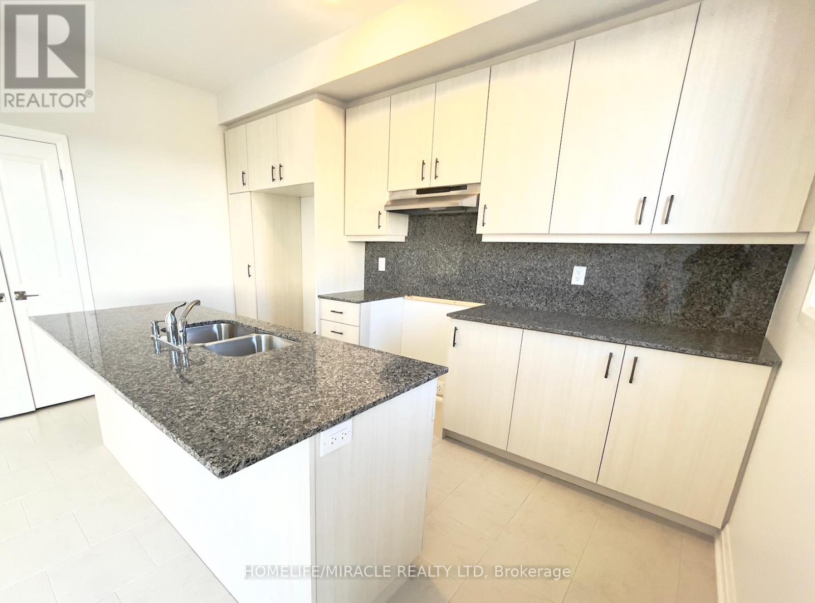 87 Windtree Way, Halton Hills, Ontario  L7G 0P6 - Photo 36 - W12989404