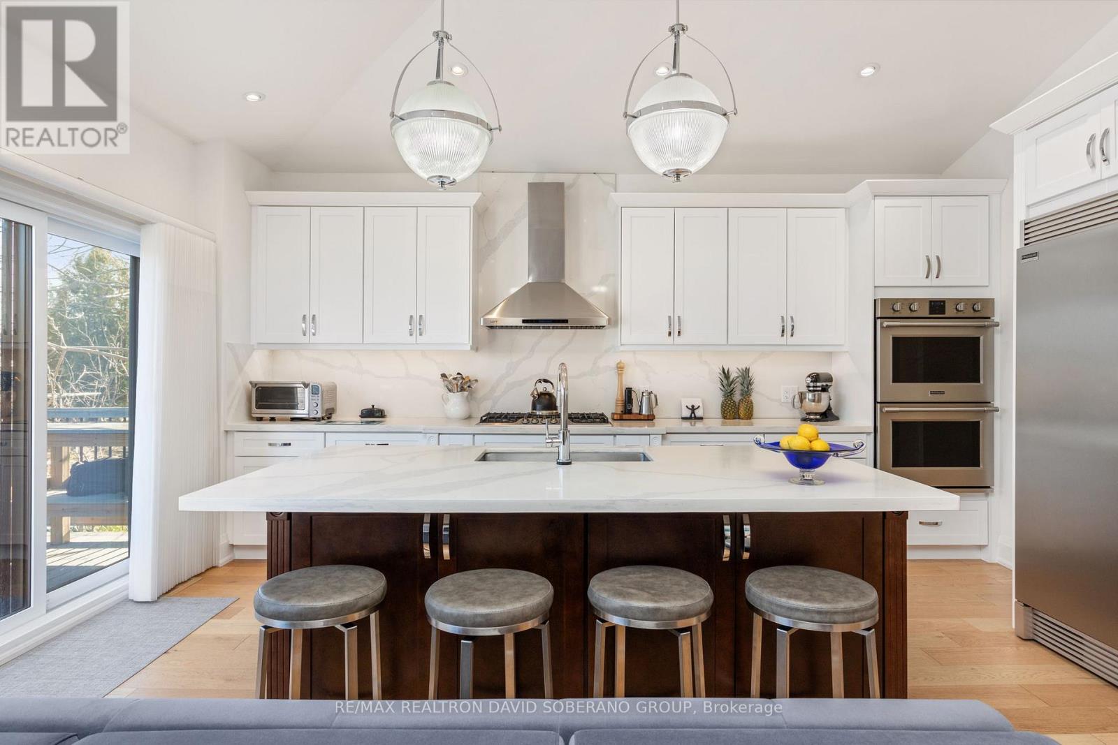 105 Winston Park Boulevard, Toronto, Ontario  M3K 1C4 - Photo 15 - W12989446