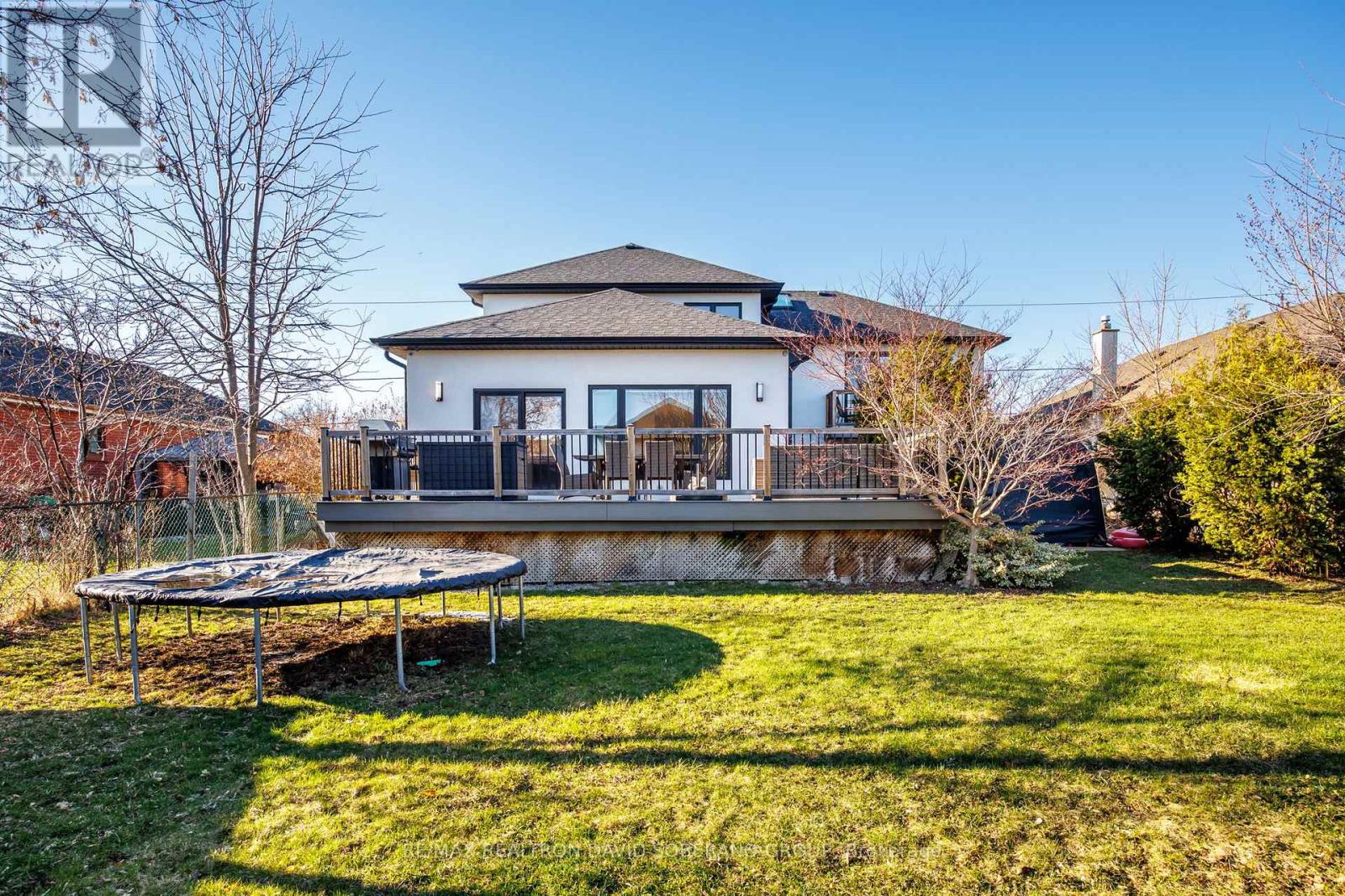 105 Winston Park Boulevard, Toronto, Ontario  M3K 1C4 - Photo 41 - W12989446