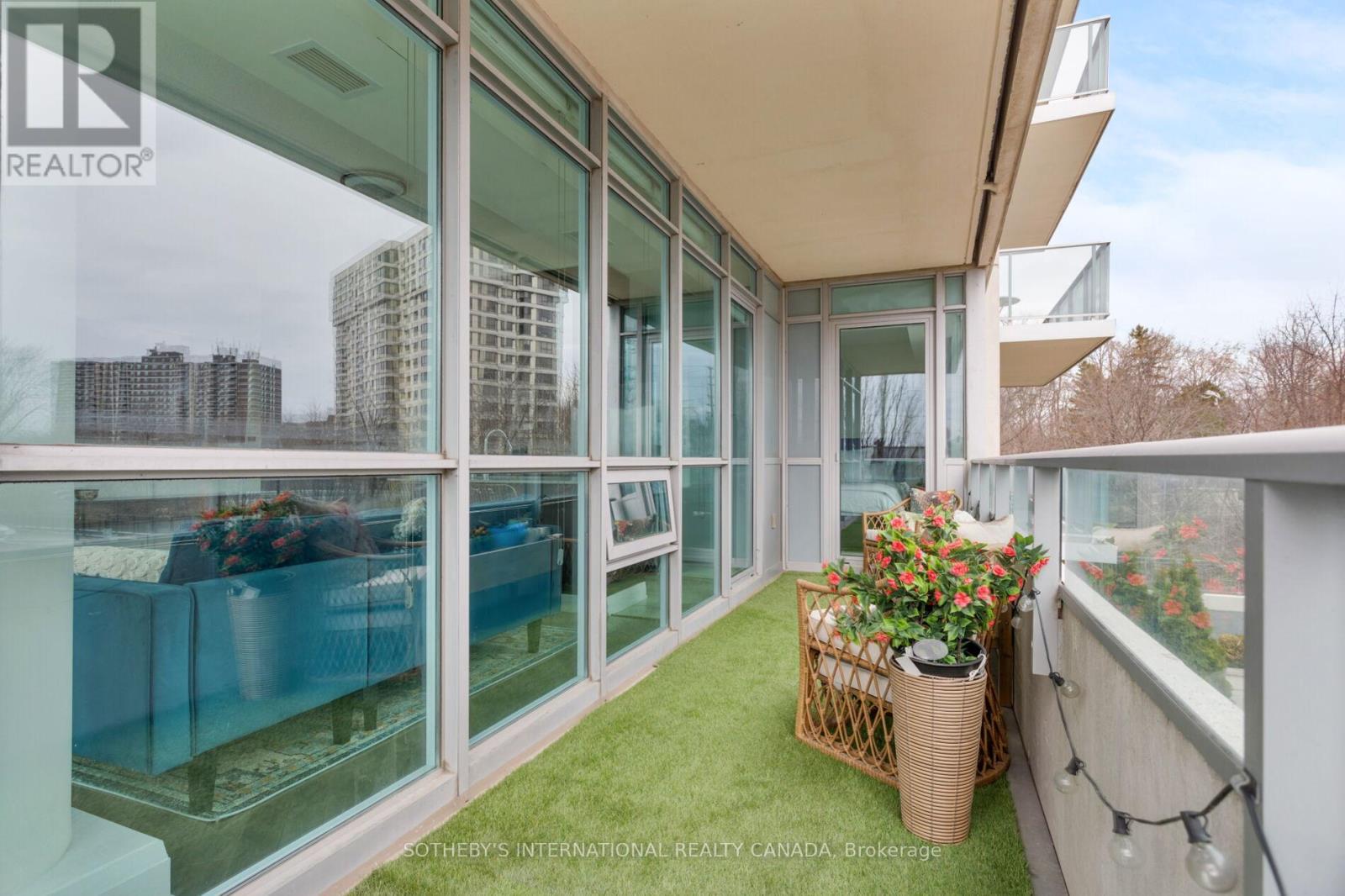 210 - 1055 Southdown Road, Mississauga, Ontario  L5J 0A3 - Photo 15 - W12989450