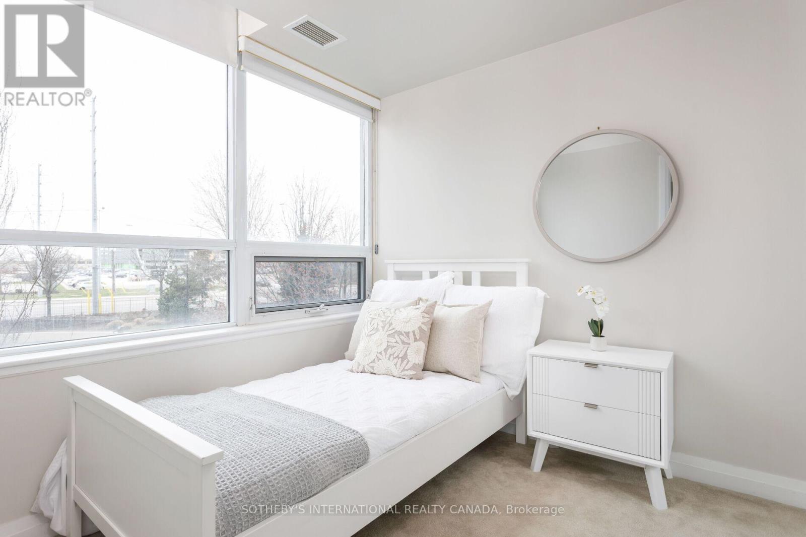 210 - 1055 Southdown Road, Mississauga, Ontario  L5J 0A3 - Photo 22 - W12989450