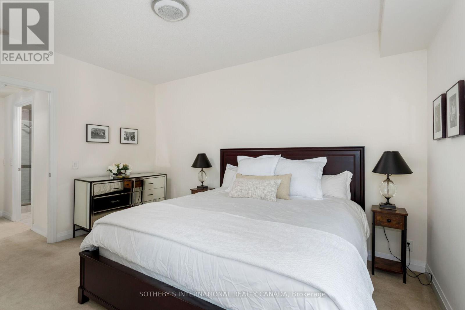 210 - 1055 Southdown Road, Mississauga, Ontario  L5J 0A3 - Photo 33 - W12989450