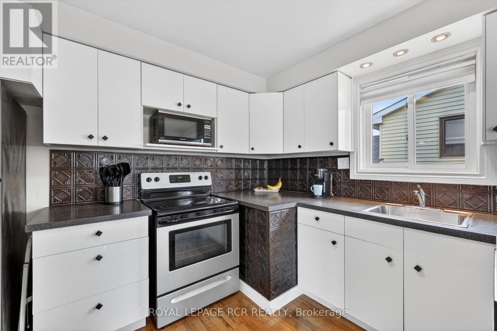 164 Burbank Crescent, Orangeville, Ontario  L9W 3H8 - Photo 11 - W12989460