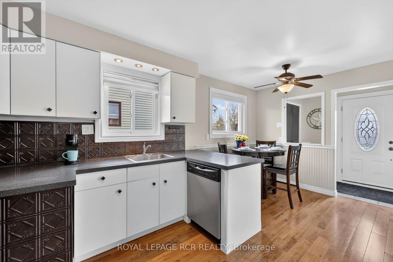 164 Burbank Crescent, Orangeville, Ontario  L9W 3H8 - Photo 13 - W12989460