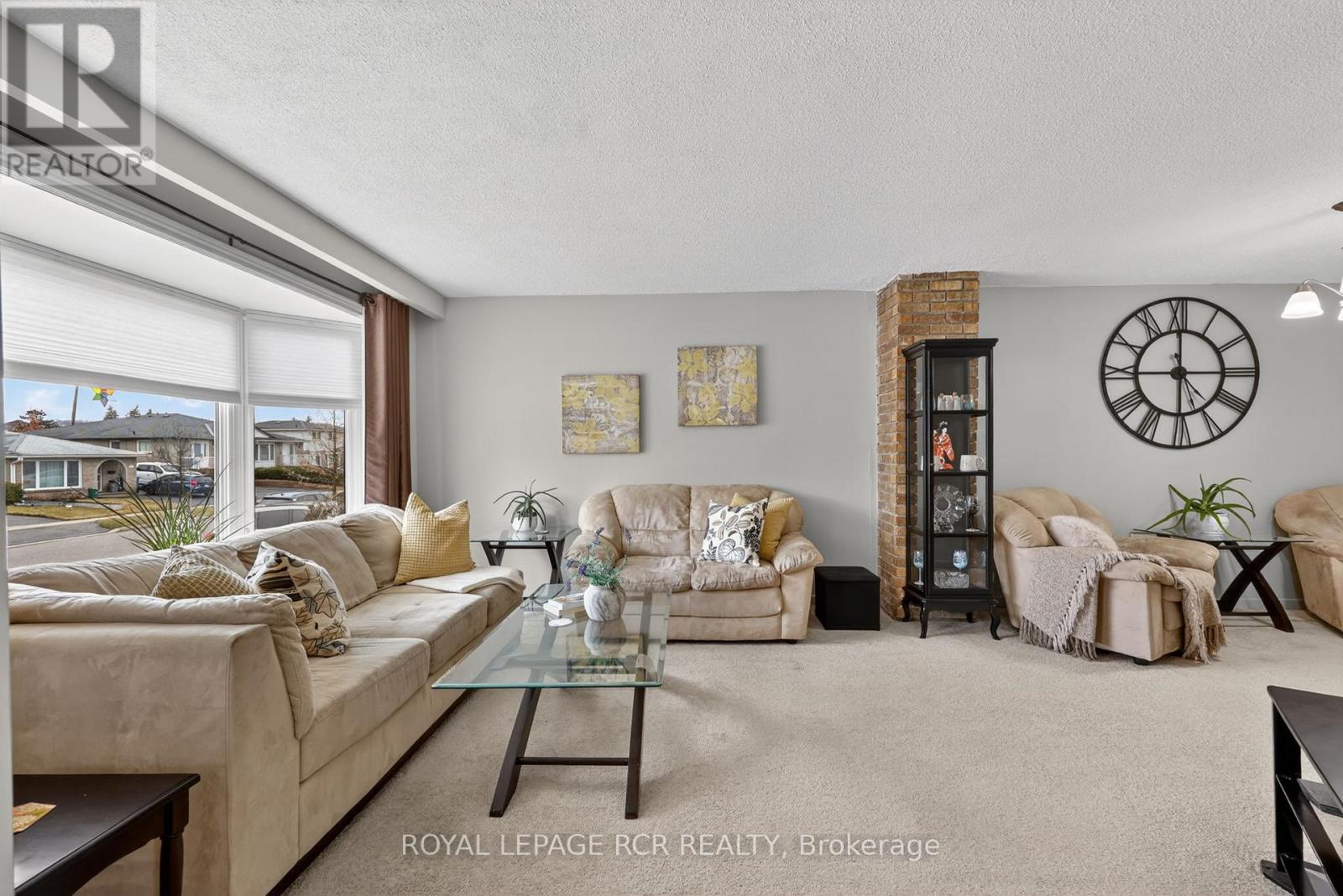 164 Burbank Crescent, Orangeville, Ontario  L9W 3H8 - Photo 16 - W12989460