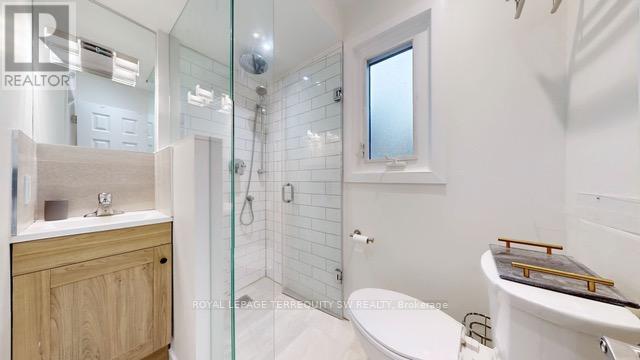 Lower - 3170 The Credit Woodlands, Mississauga, Ontario  L5C 2J4 - Photo 11 - W12989478