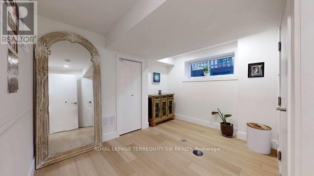 Lower - 3170 The Credit Woodlands, Mississauga, Ontario  L5C 2J4 - Photo 16 - W12989478