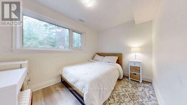 Lower - 3170 The Credit Woodlands, Mississauga, Ontario  L5C 2J4 - Photo 9 - W12989478