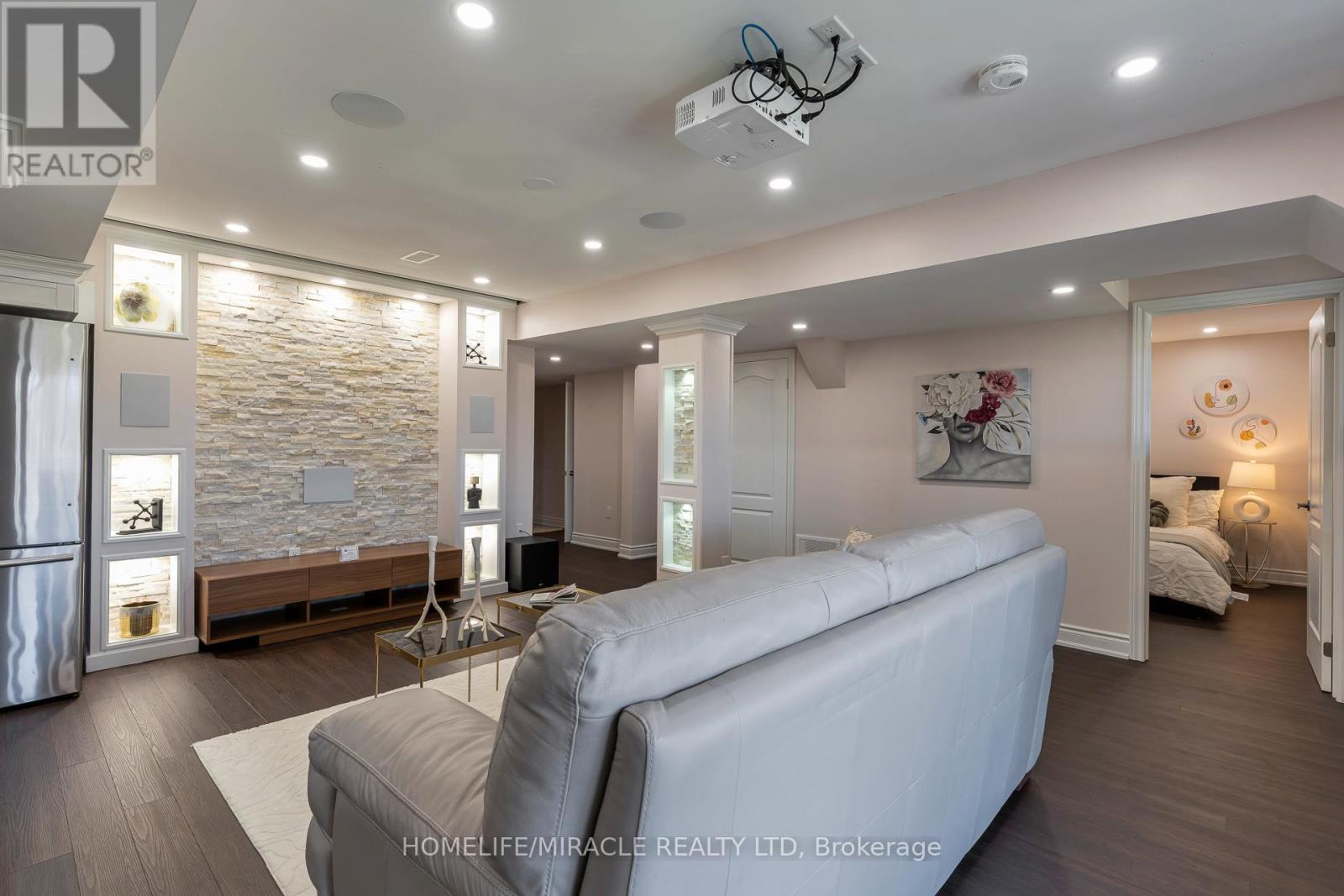 2343 Falling Green Drive, Oakville, Ontario  L6M 5A7 - Photo 34 - W12989480