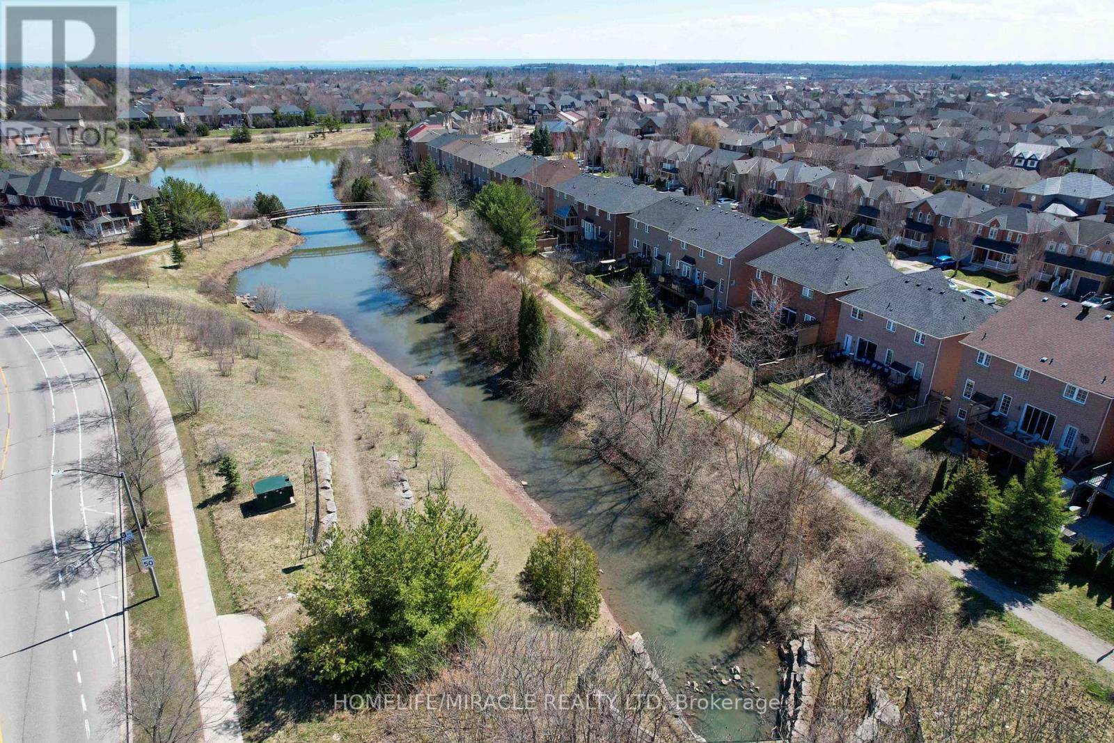 2343 Falling Green Drive, Oakville, Ontario  L6M 5A7 - Photo 45 - W12989480