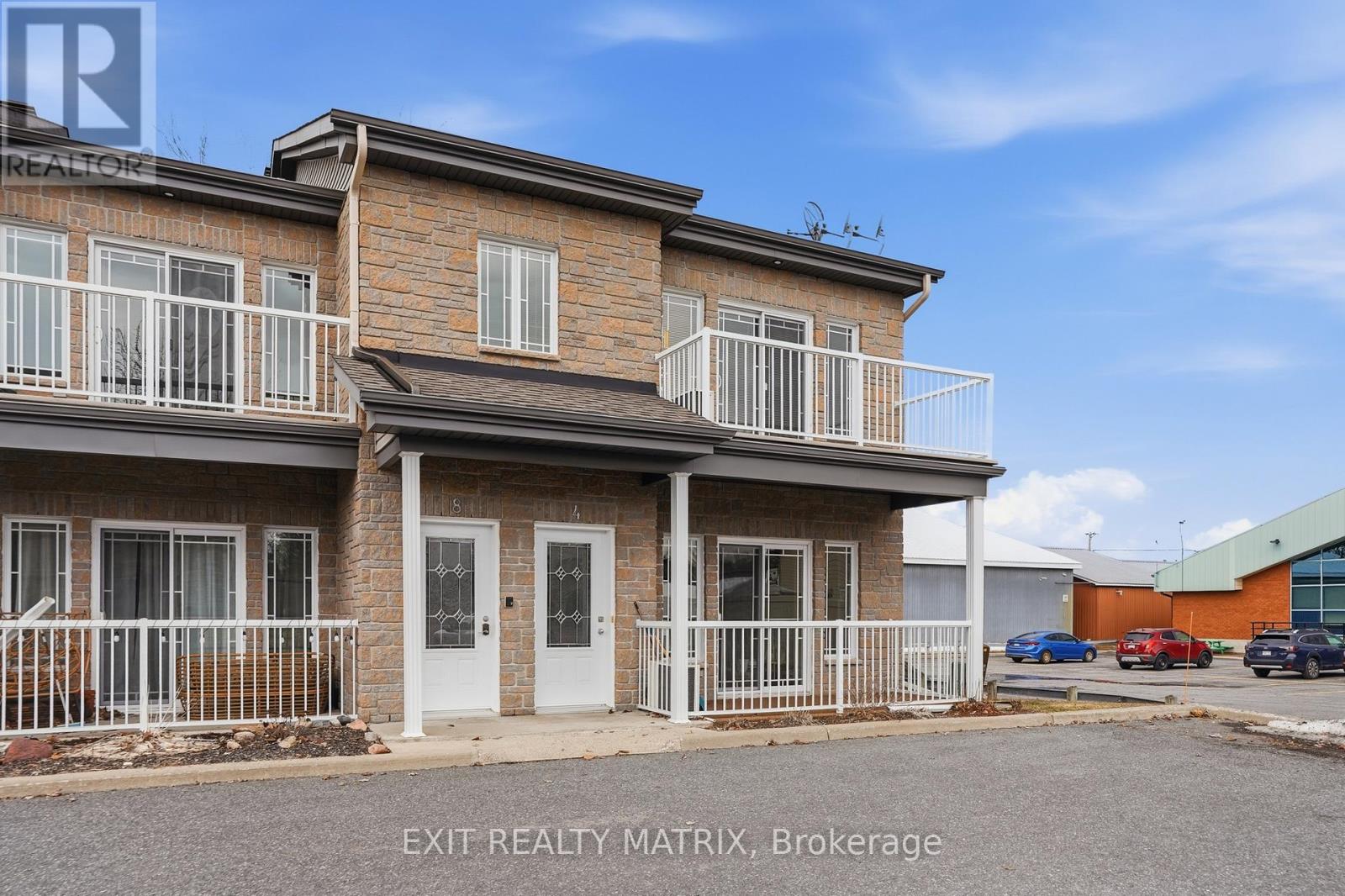 4 - 20 Valain Street, Alfred And Plantagenet, Ontario  K0B 1A0 - Photo 2 - X12826232