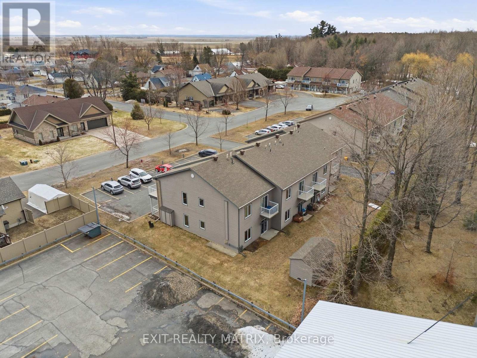 4 - 20 Valain Street, Alfred And Plantagenet, Ontario  K0B 1A0 - Photo 7 - X12826232