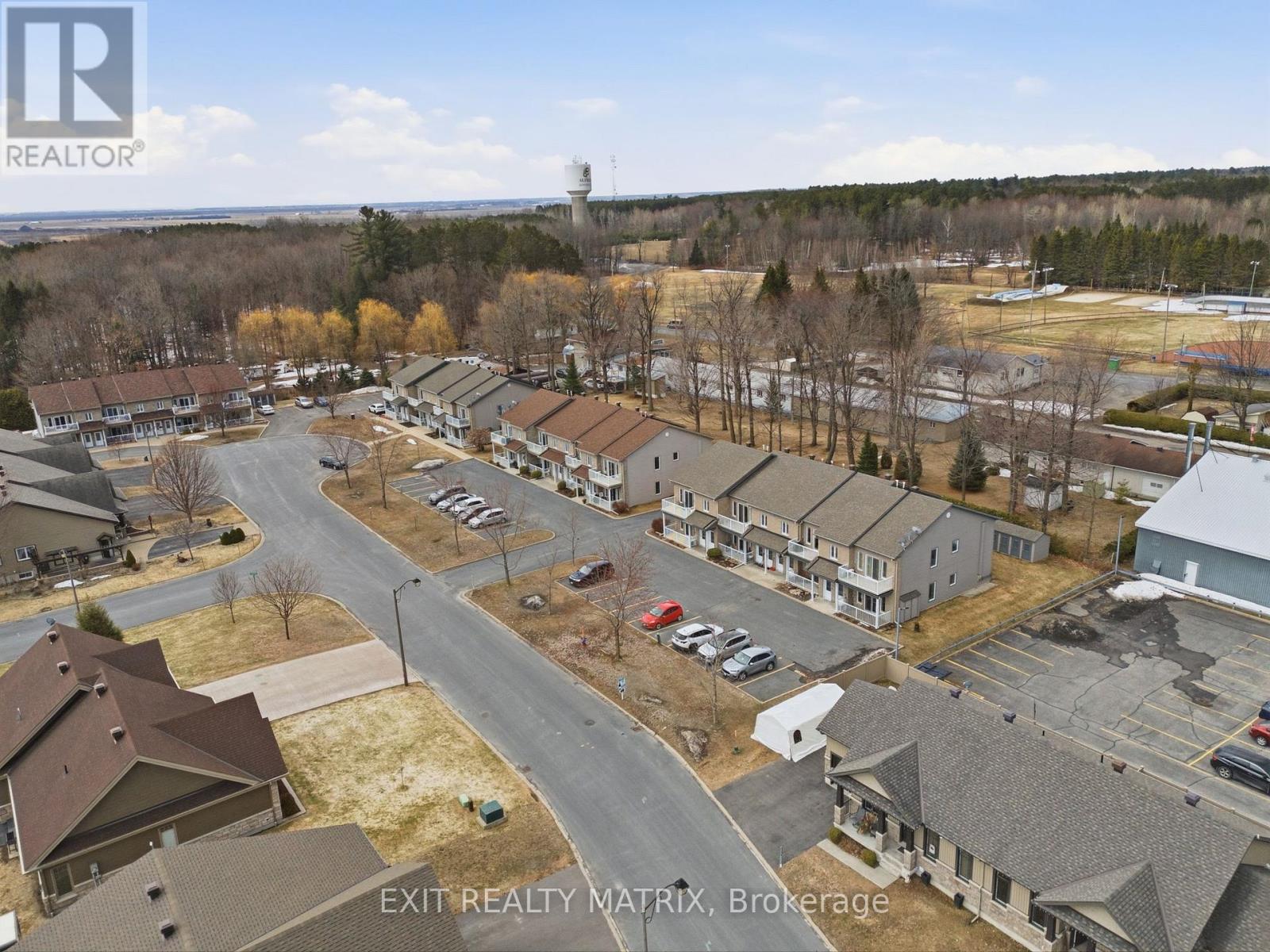 4 - 20 Valain Street, Alfred And Plantagenet, Ontario  K0B 1A0 - Photo 6 - X12826232