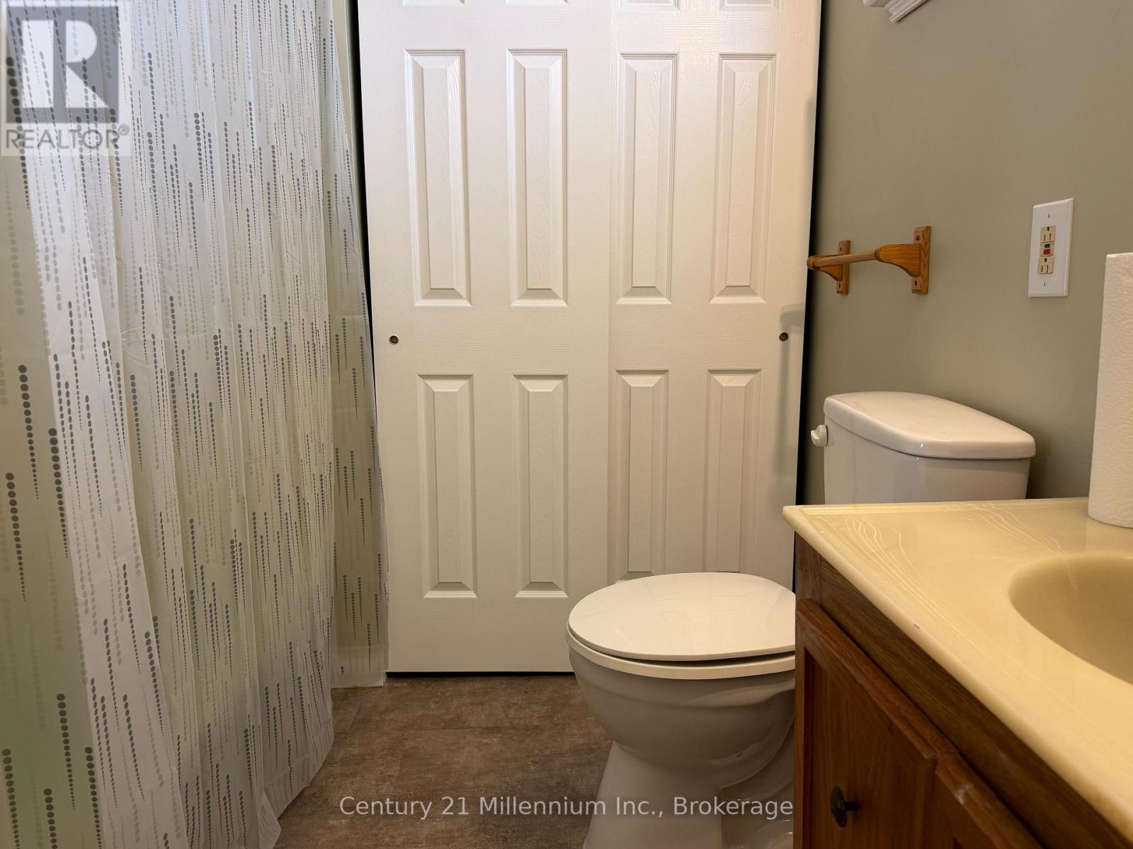 228 Palmerston Street, Saugeen Shores, Ontario  N0H 2L0 - Photo 26 - X12566472