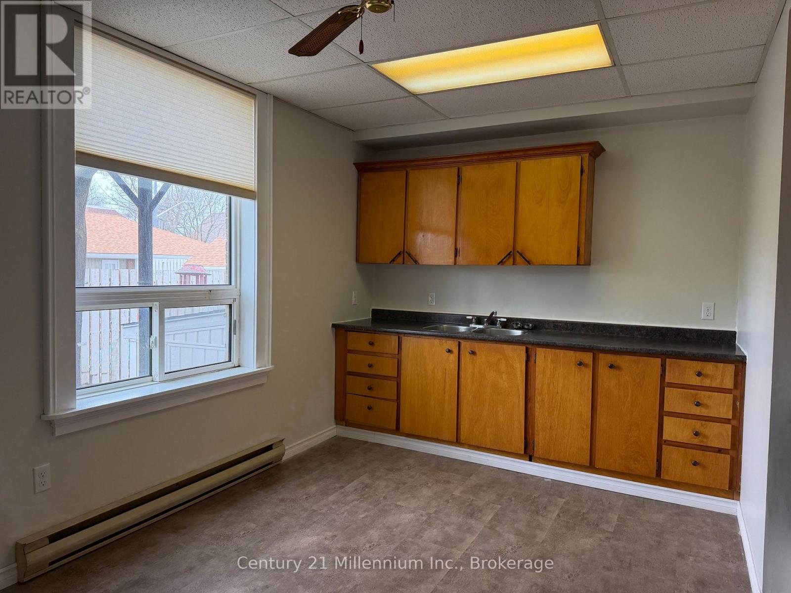 228 Palmerston Street, Saugeen Shores, Ontario  N0H 2L0 - Photo 20 - X12566472