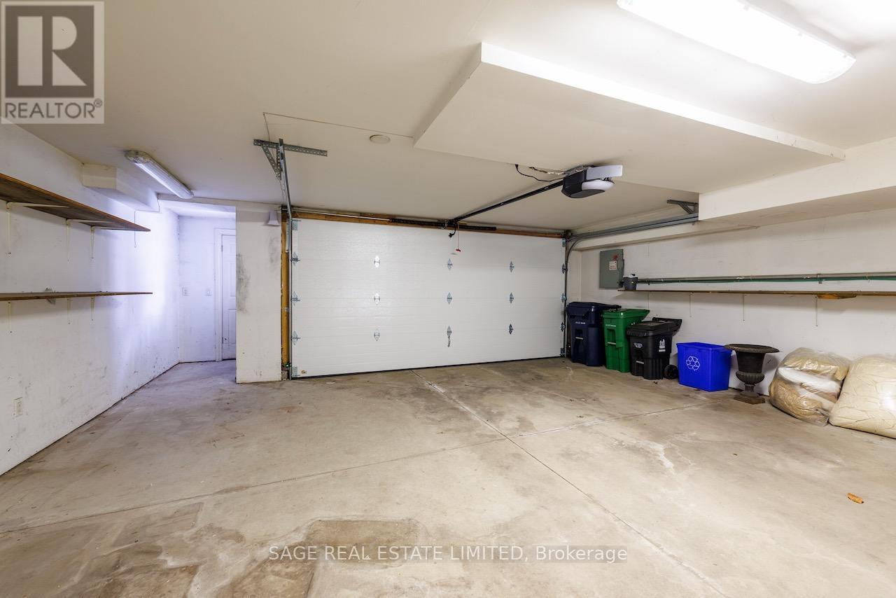 19 Carmichael Avenue, Toronto, Ontario  M5M 2W5 - Photo 49 - C12919920