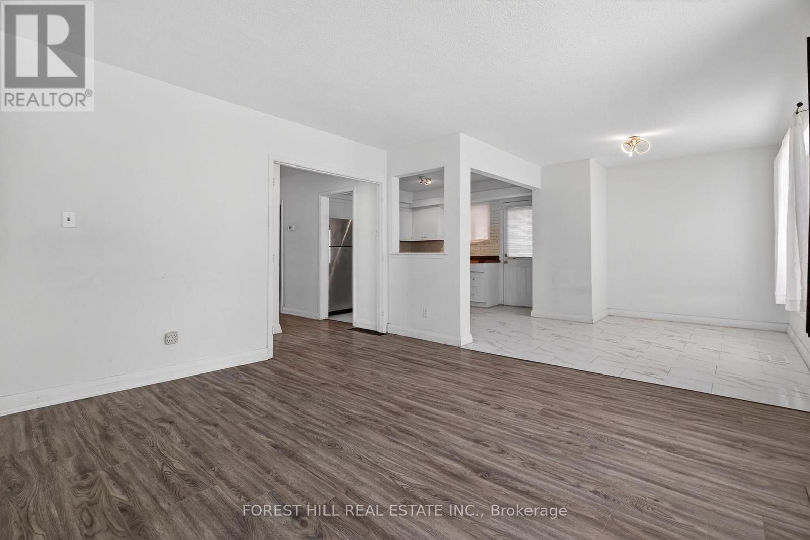 21 Caulfield Road, Toronto, Ontario  M9W 1X1 - Photo 7 - W12729948