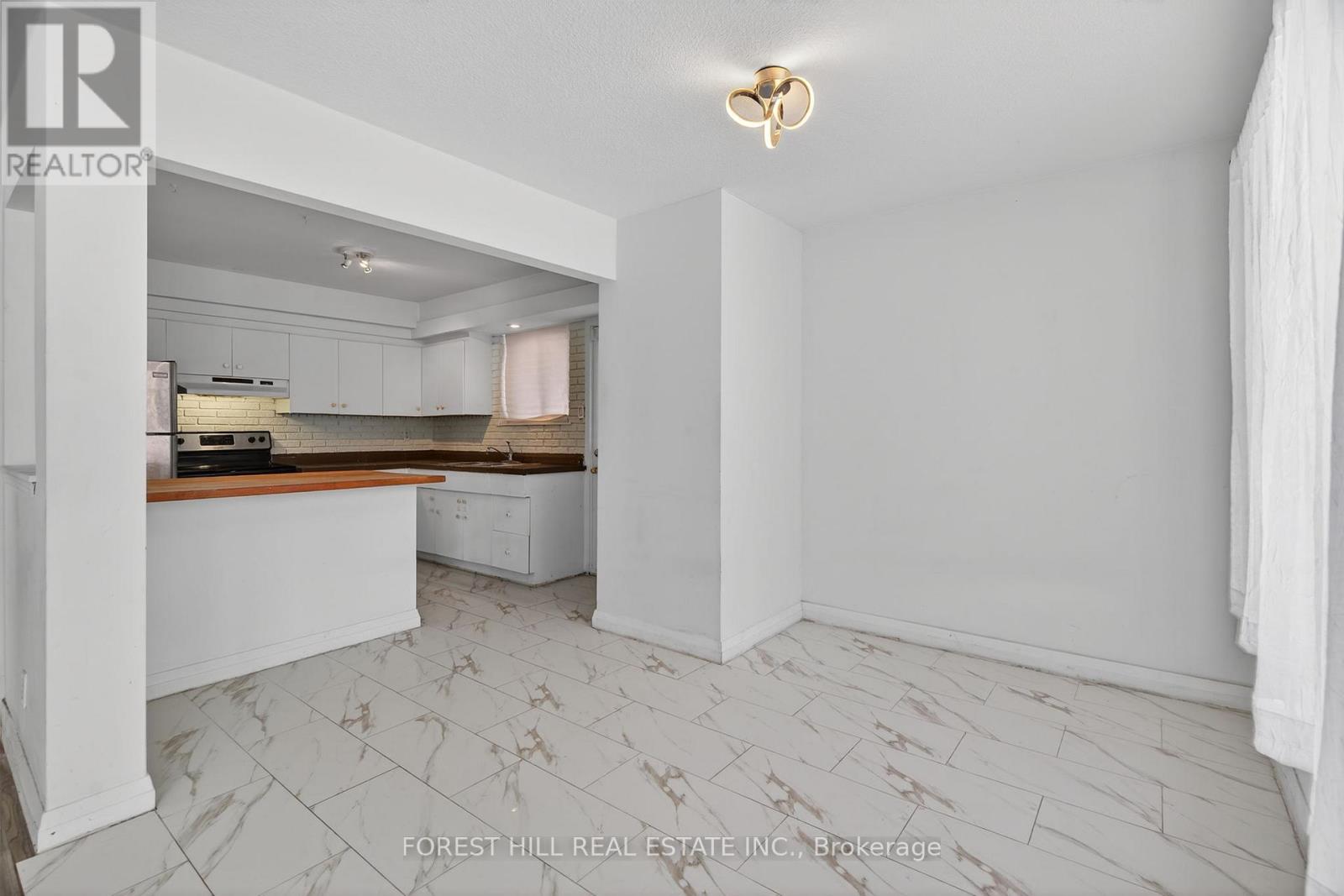 21 Caulfield Road, Toronto, Ontario  M9W 1X1 - Photo 9 - W12729948