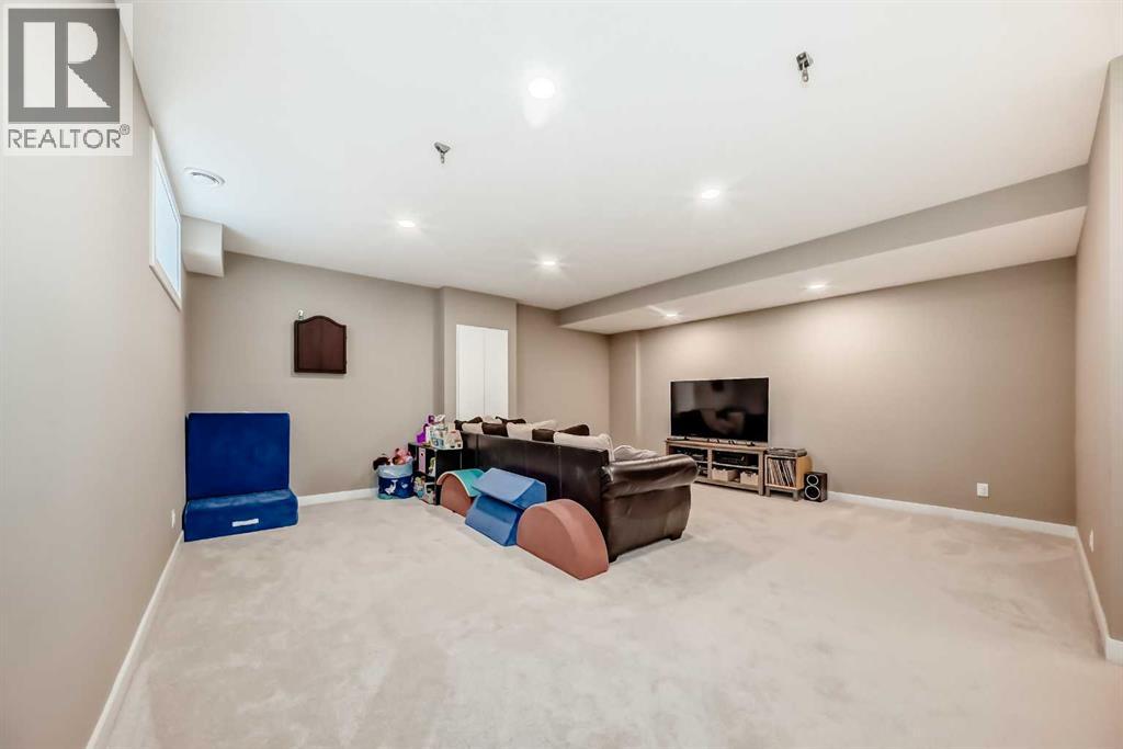 2635 31 Street Sw, Calgary, Alberta  T3A 4S8 - Photo 35 - A2300480