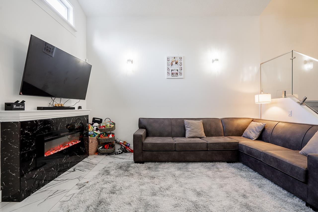 13941 80a Avenue, Surrey, British Columbia  V3W 6P5 - Photo 6 - R3109931