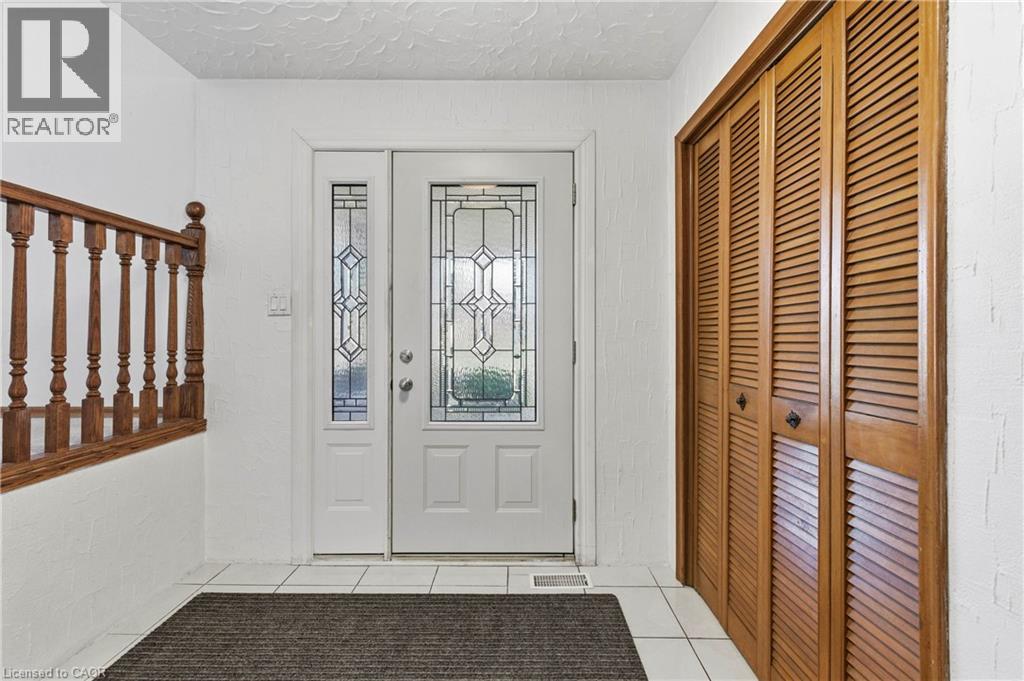 7 Lichty Crescent, Kitchener, Ontario  N2B 2Z5 - Photo 6 - 40789664