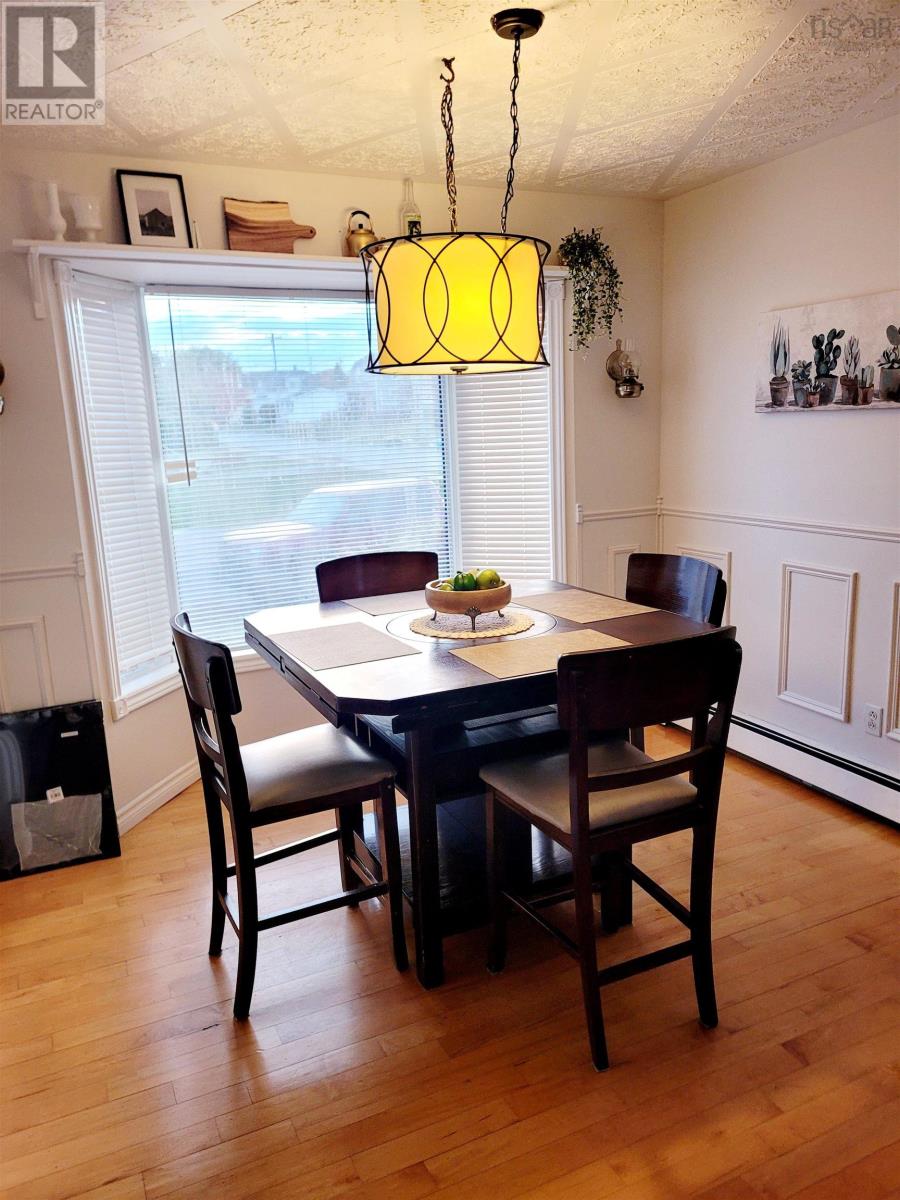 19 Highland Street, Glace Bay, Nova Scotia  B1A 2T4 - Photo 7 - 202607080
