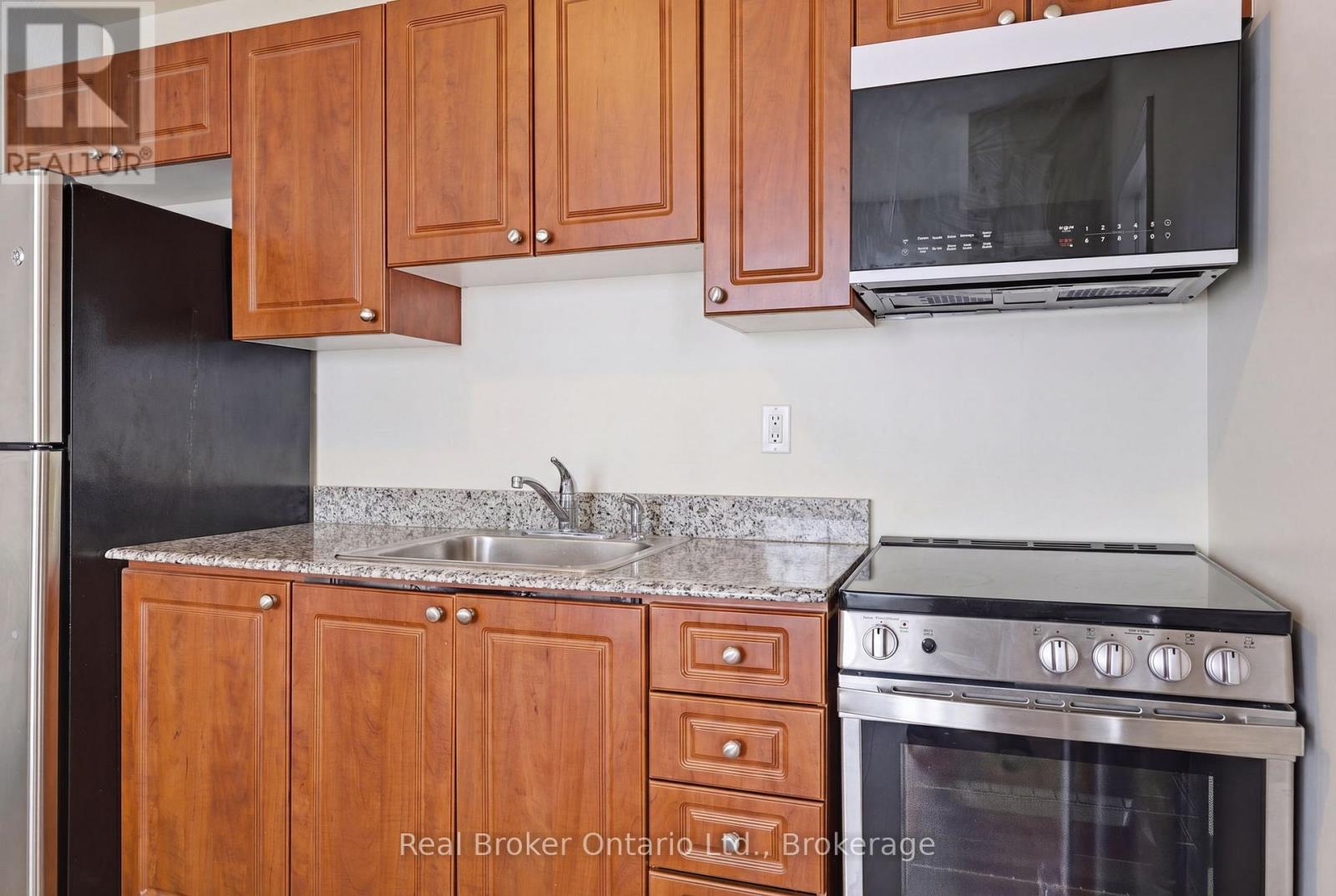 1204 - 135 James Street S, Hamilton, Ontario  L8P 2Z6 - Photo 10 - X12989682