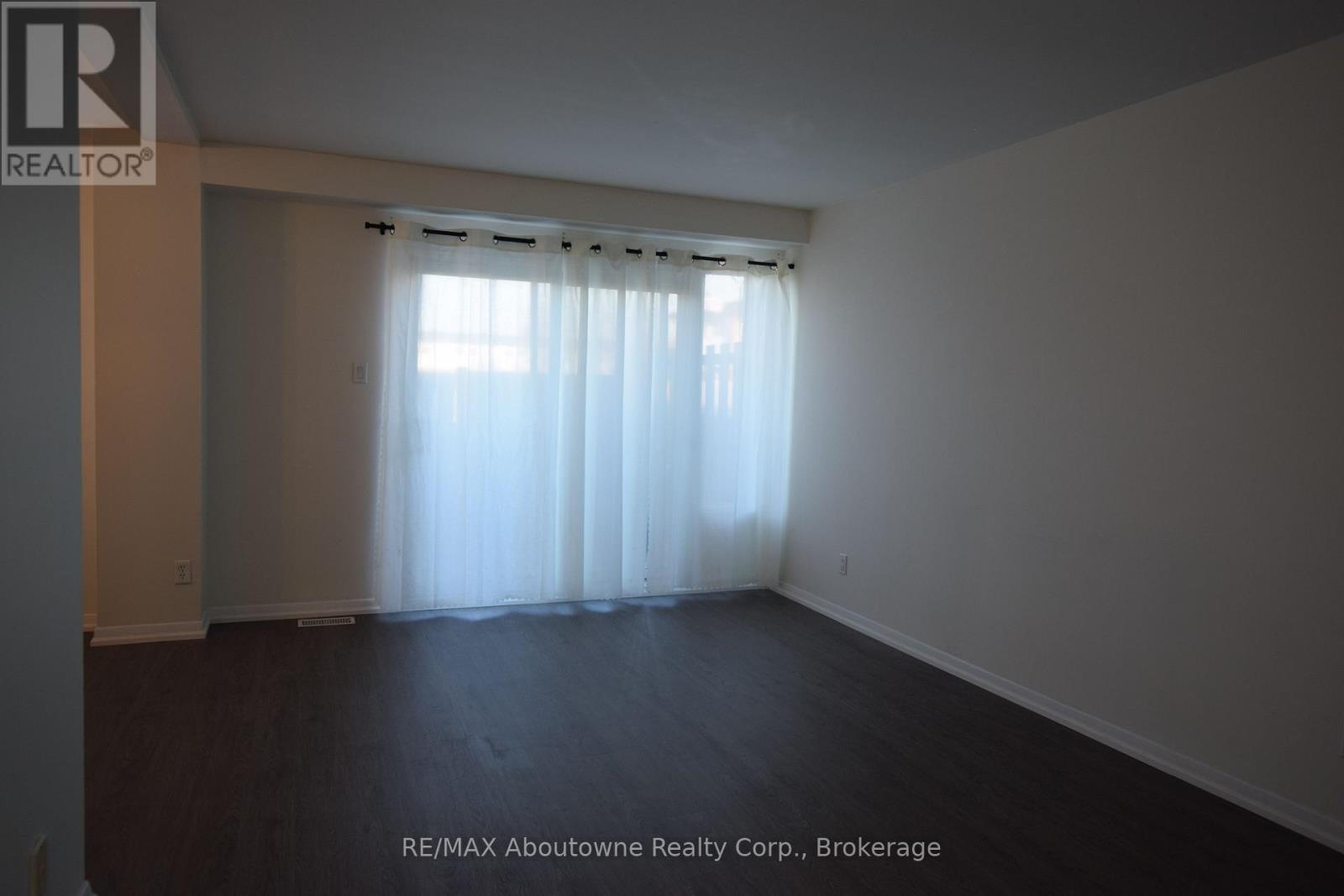 25 - 176 Henry Street, Brantford, Ontario  N3S 5C8 - Photo 3 - X12989900