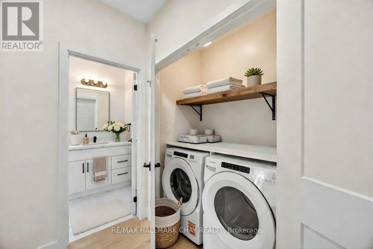 28 Rose Avenue, Orillia, Ontario  L3V 6B4 - Photo 15 - S12891102