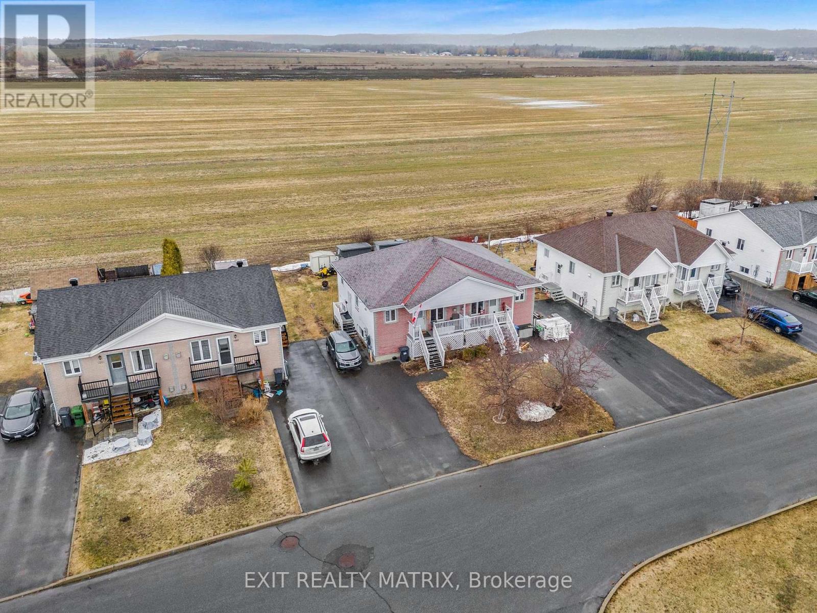 993 Jacynthe Street, Hawkesbury, Ontario  K6A 3W4 - Photo 7 - X12694524