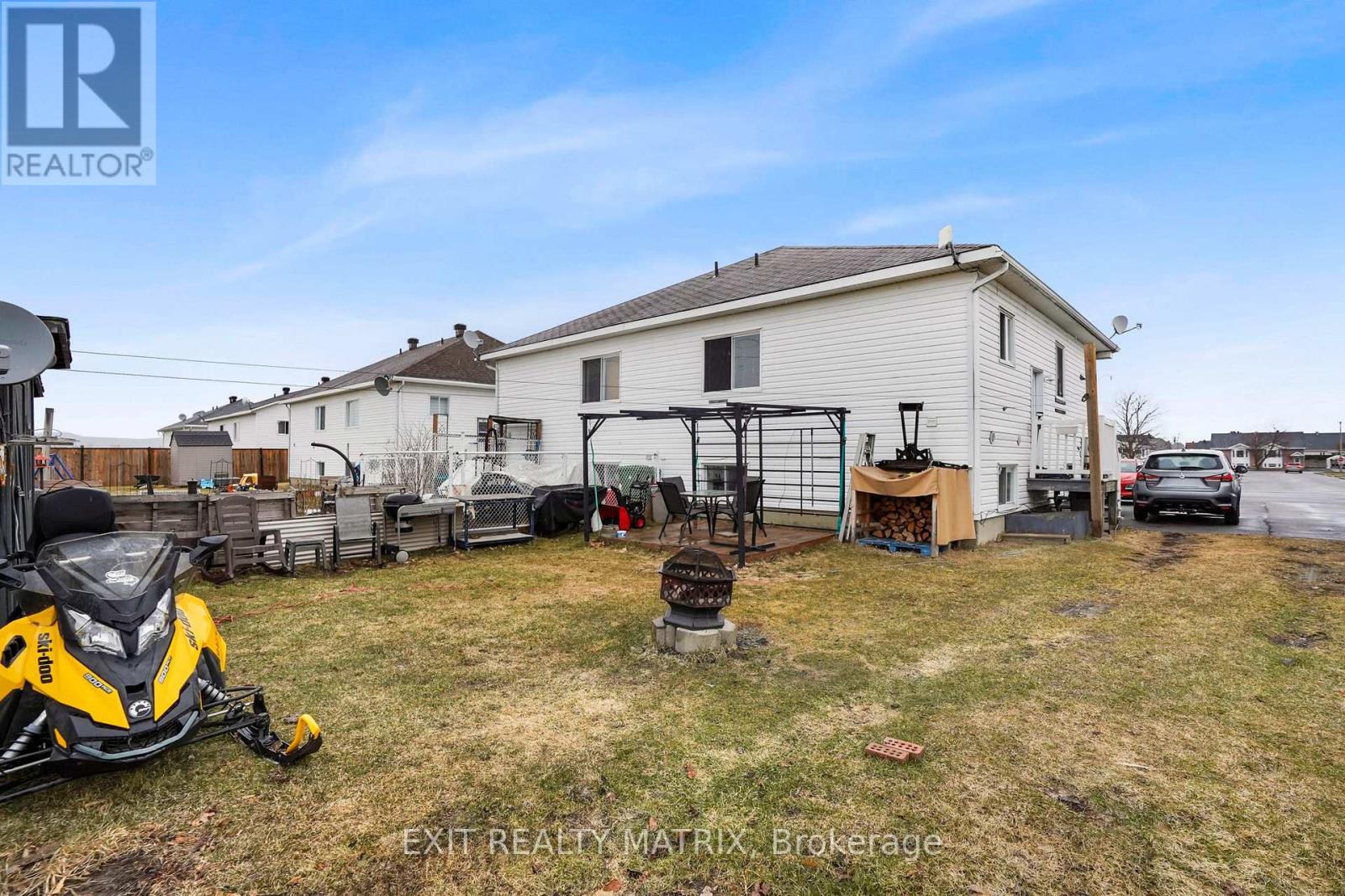 993 Jacynthe Street, Hawkesbury, Ontario  K6A 3W4 - Photo 5 - X12694524