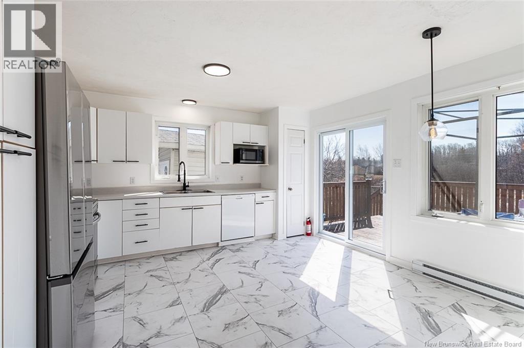 34 Rennick Road, Moncton, New Brunswick  E1G 2G8 - Photo 9 - NB136128