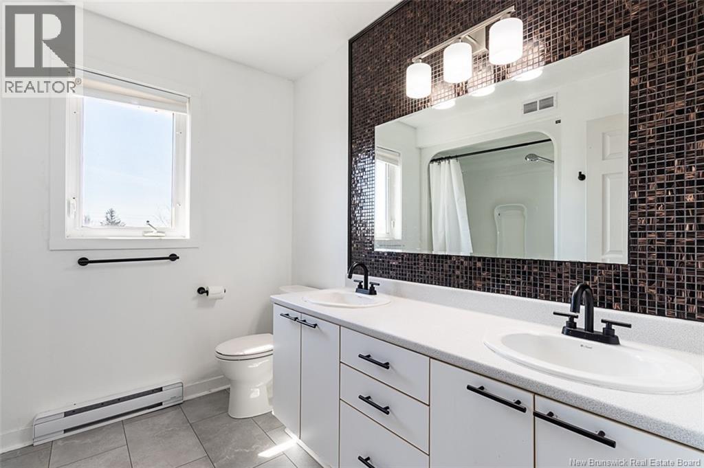 34 Rennick Road, Moncton, New Brunswick  E1G 2G8 - Photo 23 - NB136128